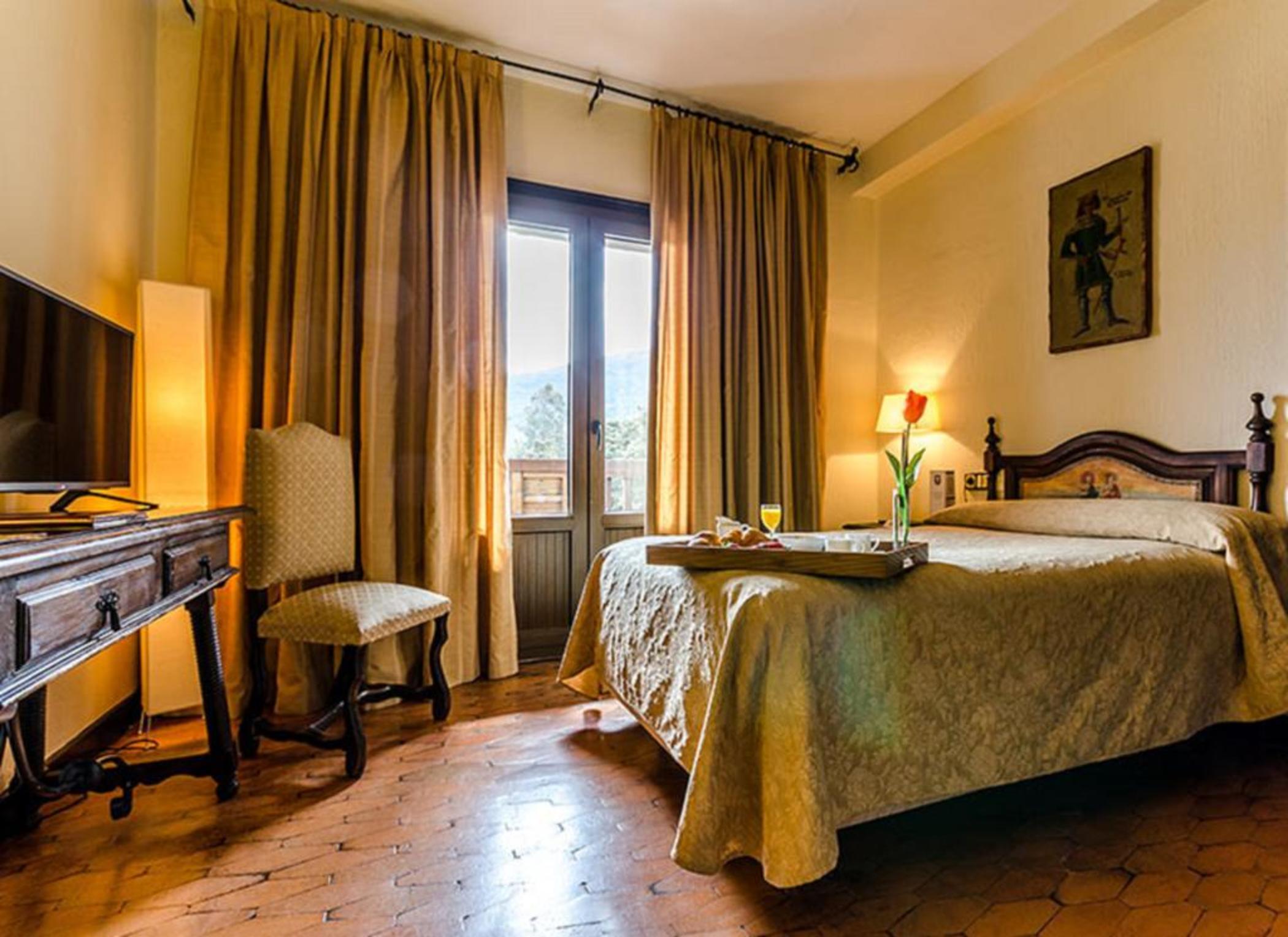 Hotel Temple Ponferrada Bagian luar foto