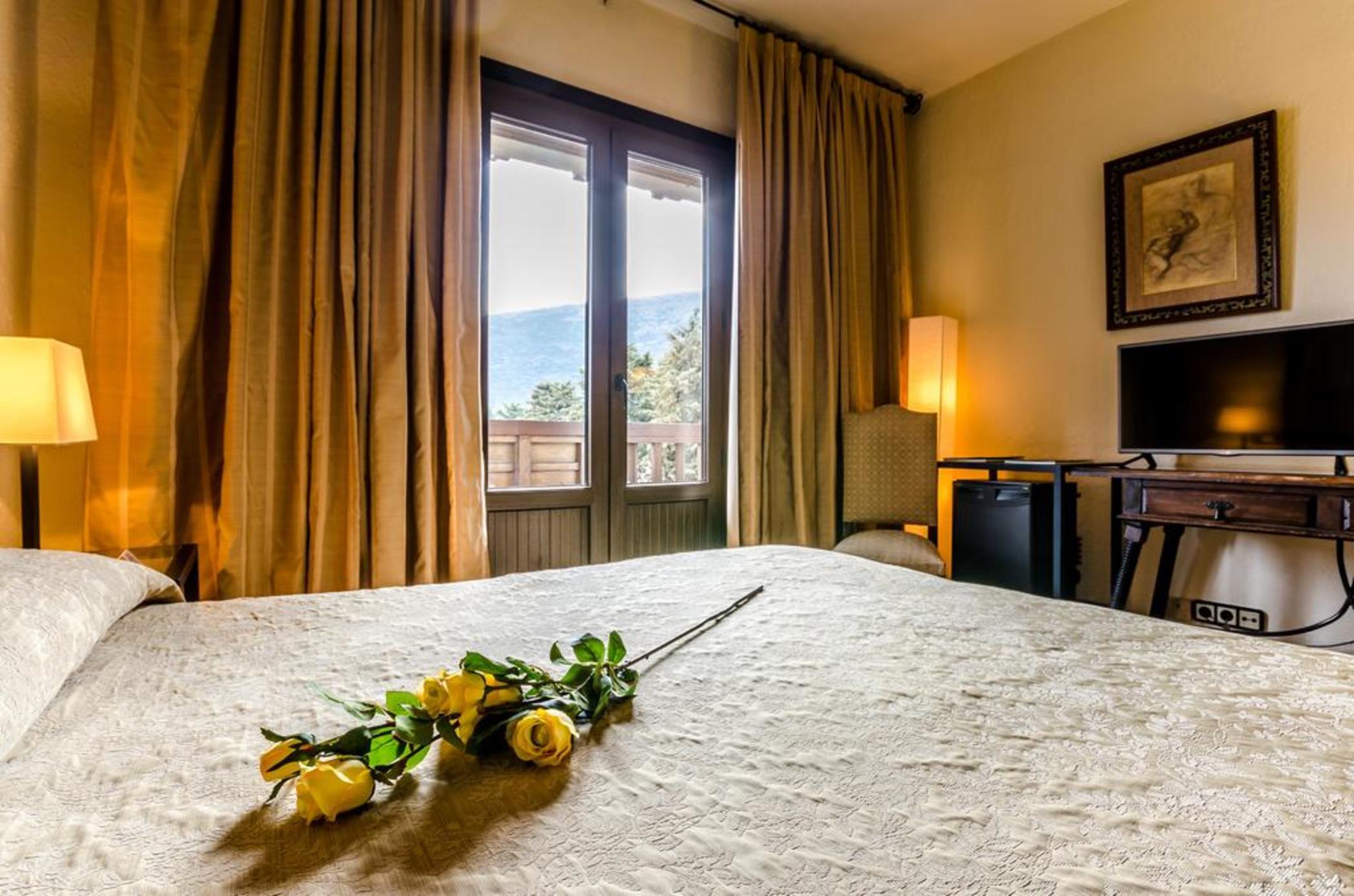 Hotel Temple Ponferrada Bagian luar foto
