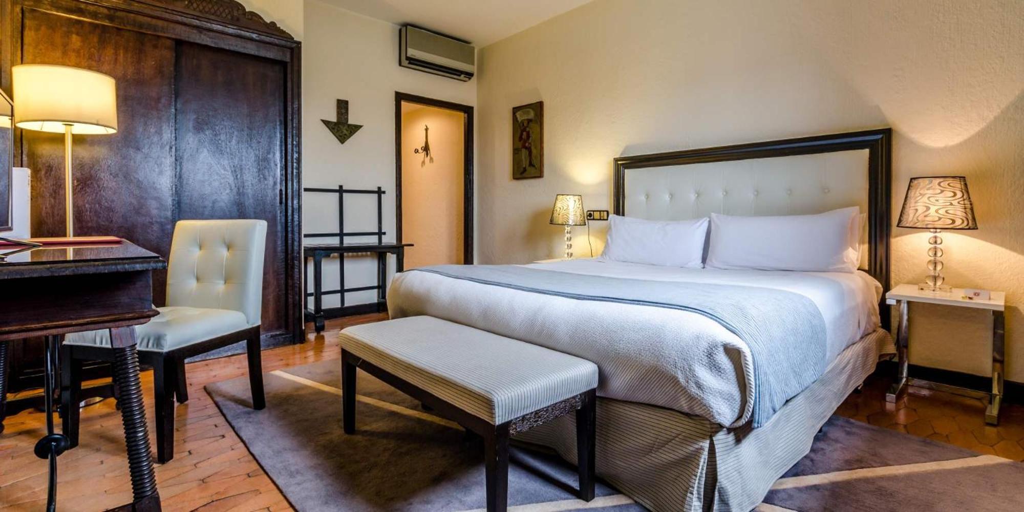 Hotel Temple Ponferrada Bagian luar foto